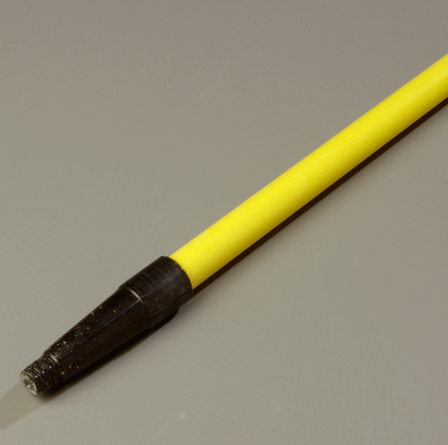 Handle, 60&quot;, yellow
fiberglass, standard thread
tip